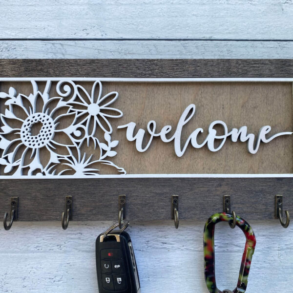 Custom Laser-Cut Key Holder – Personalized Wooden Wall Hook Organizer